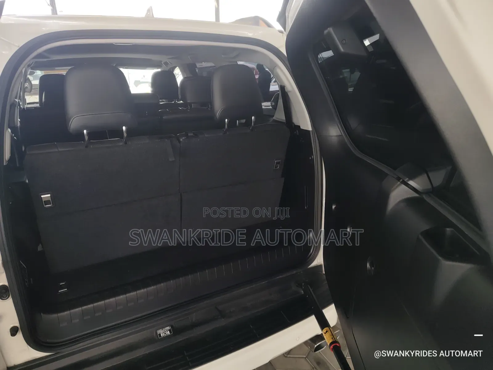 Toyota Land Cruiser Prado 2020 White