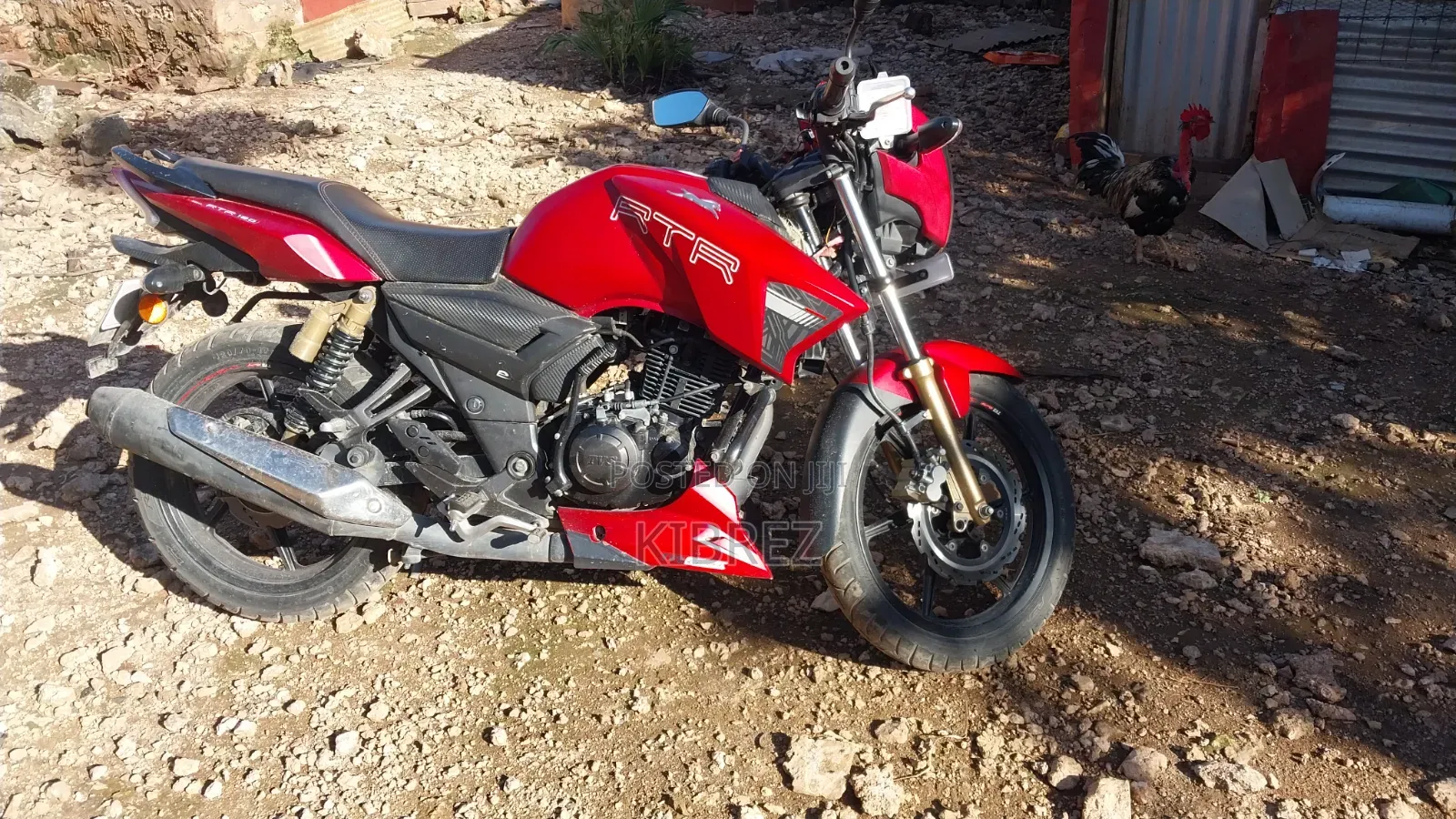 TVS Apache 180 RTR 2022 Red