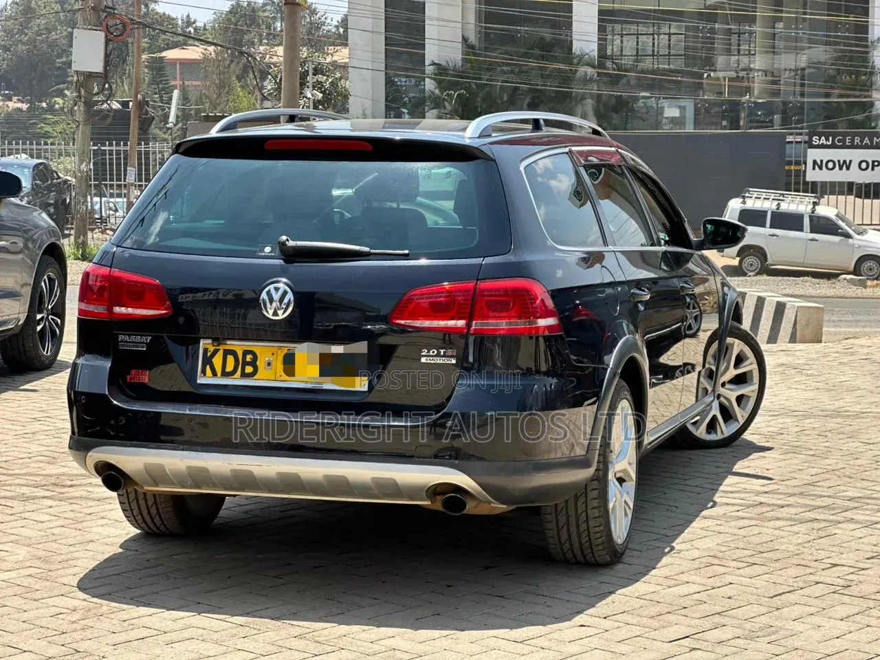 Volkswagen Passat 2013 Black