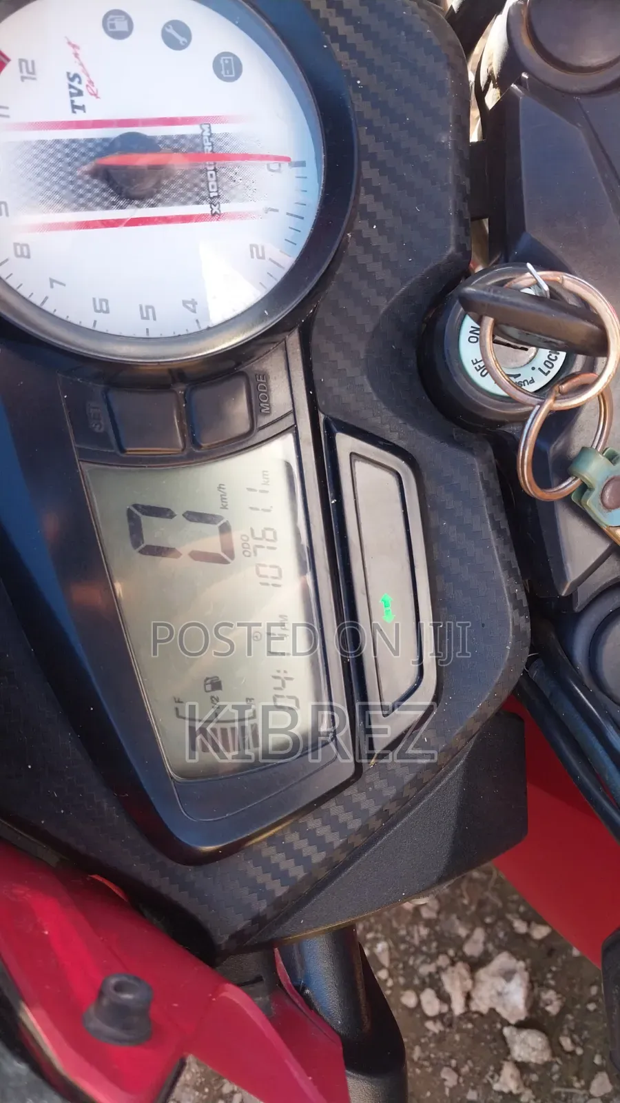 TVS Apache 180 RTR 2022 Red