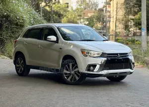 Mitsubishi RVR 2019 White