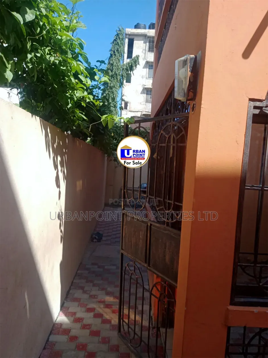 4bdrm Maisonette in Mtambo for sale