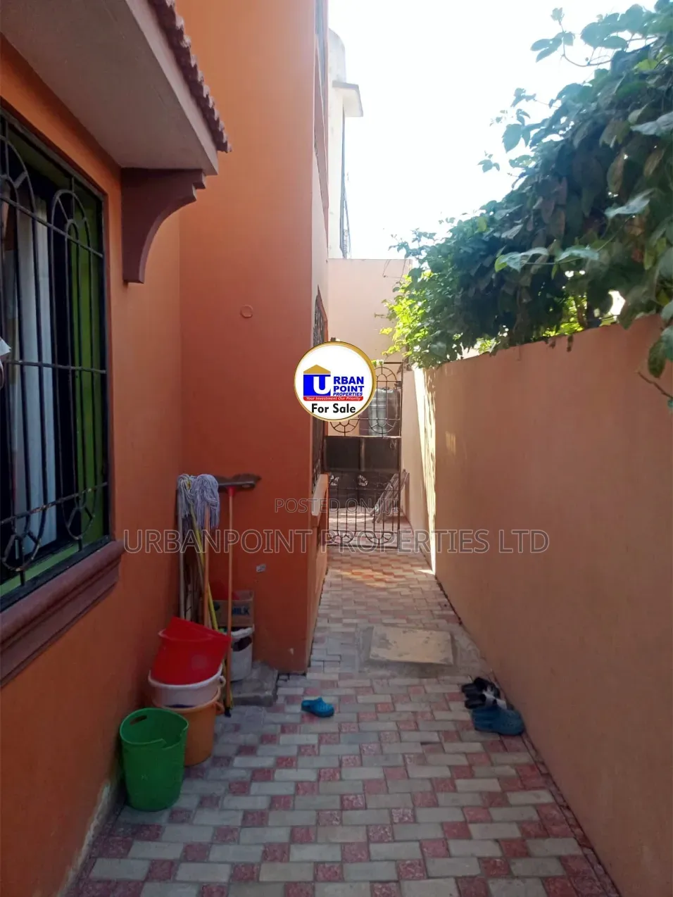 4bdrm Maisonette in Mtambo for sale