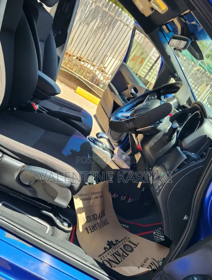 Honda Fit 2017 Blue