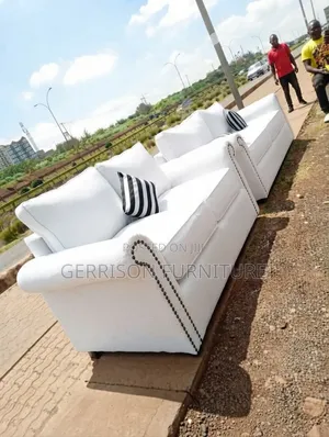 Luxury White Chesterfield Loveseat