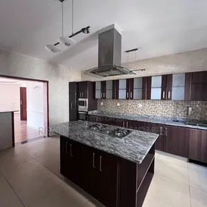 3bdrm Apartment in Kileleshwa for rent