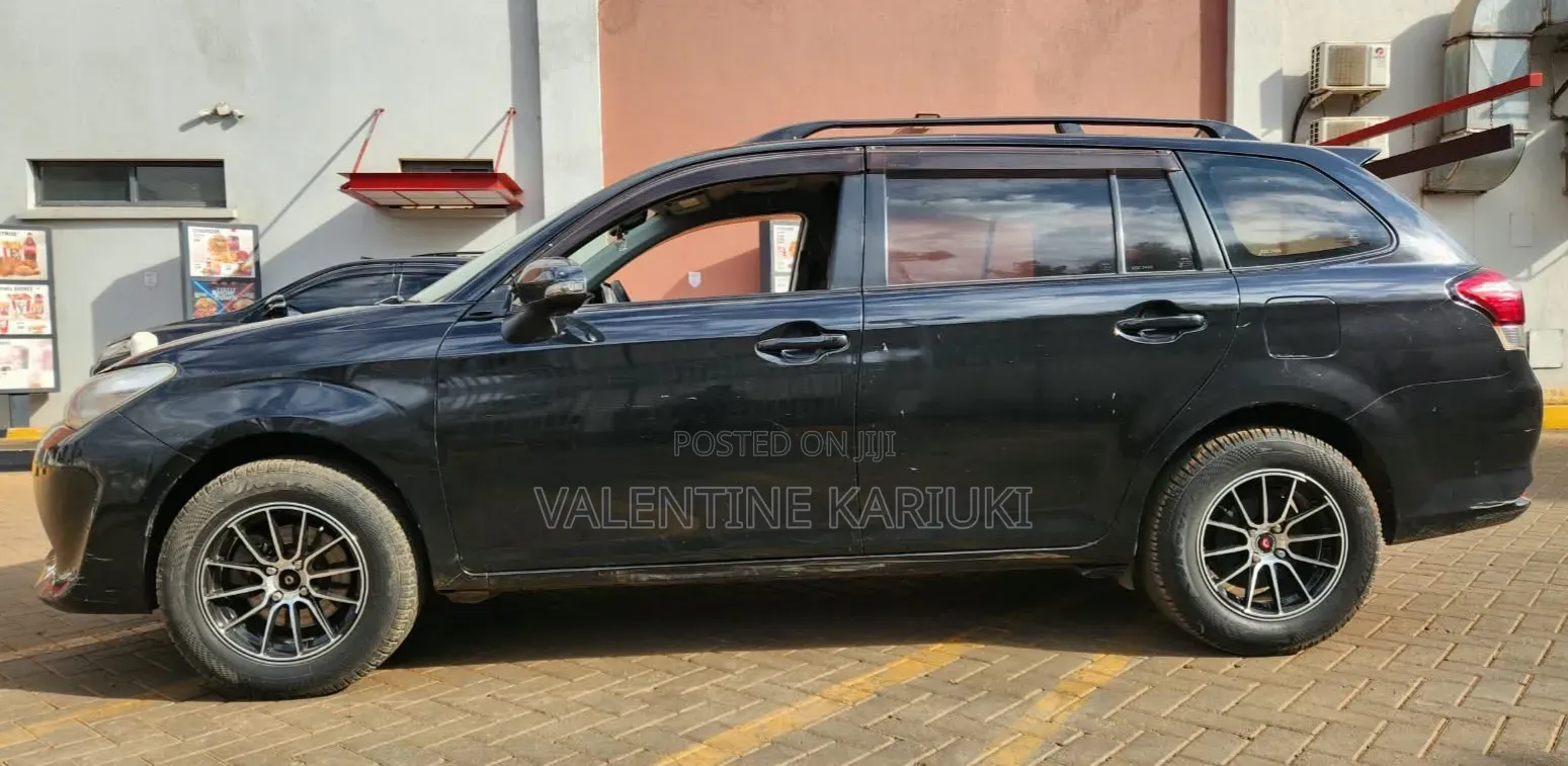 Toyota Corolla Fielder 1.5 Petrol FWD 2015 Black