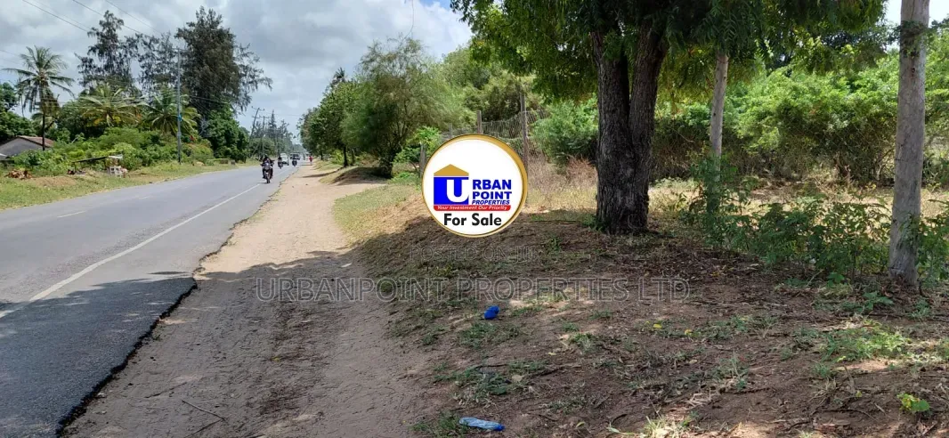1acre Plot in Watamu Gede Touching Tarmac Road