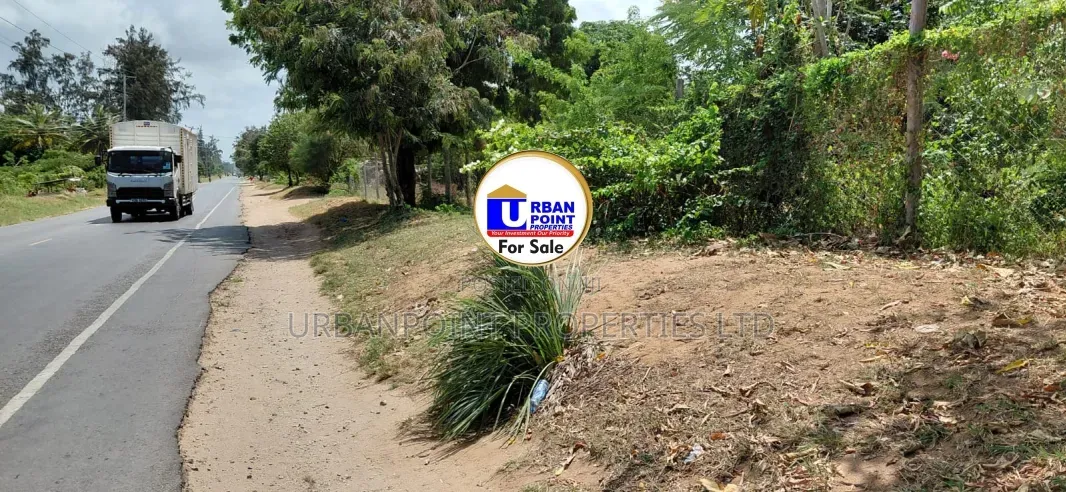 1acre Plot in Watamu Gede Touching Tarmac Road