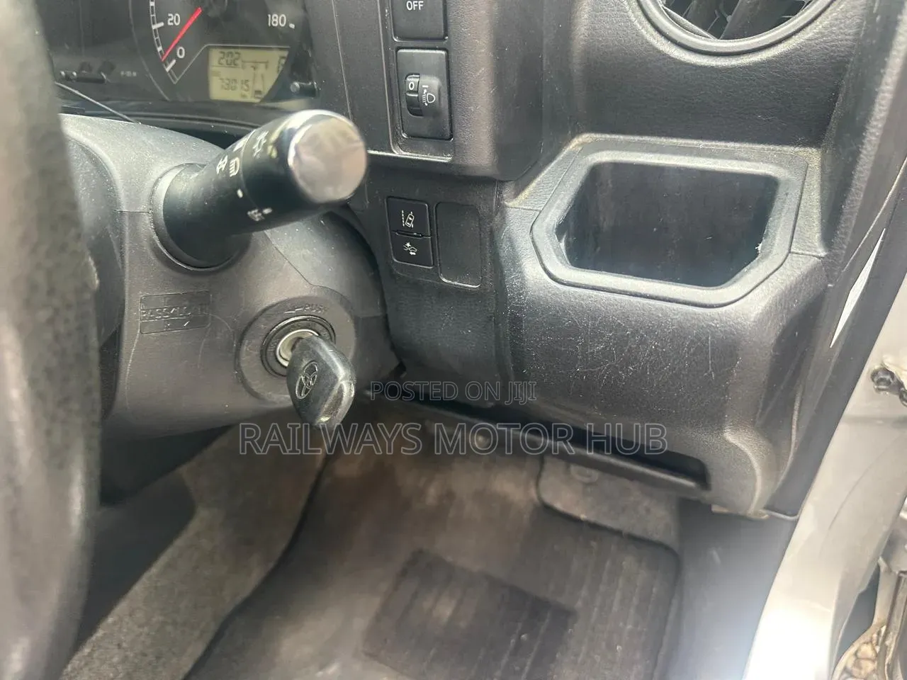 Toyota Probox 1.5 DX 2WD 2019 Silver