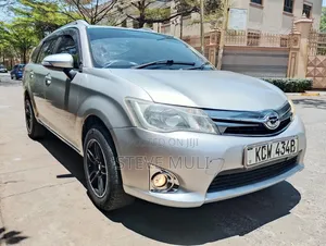 Toyota Corolla Fielder 1.5 Petrol FWD 2013 Silver