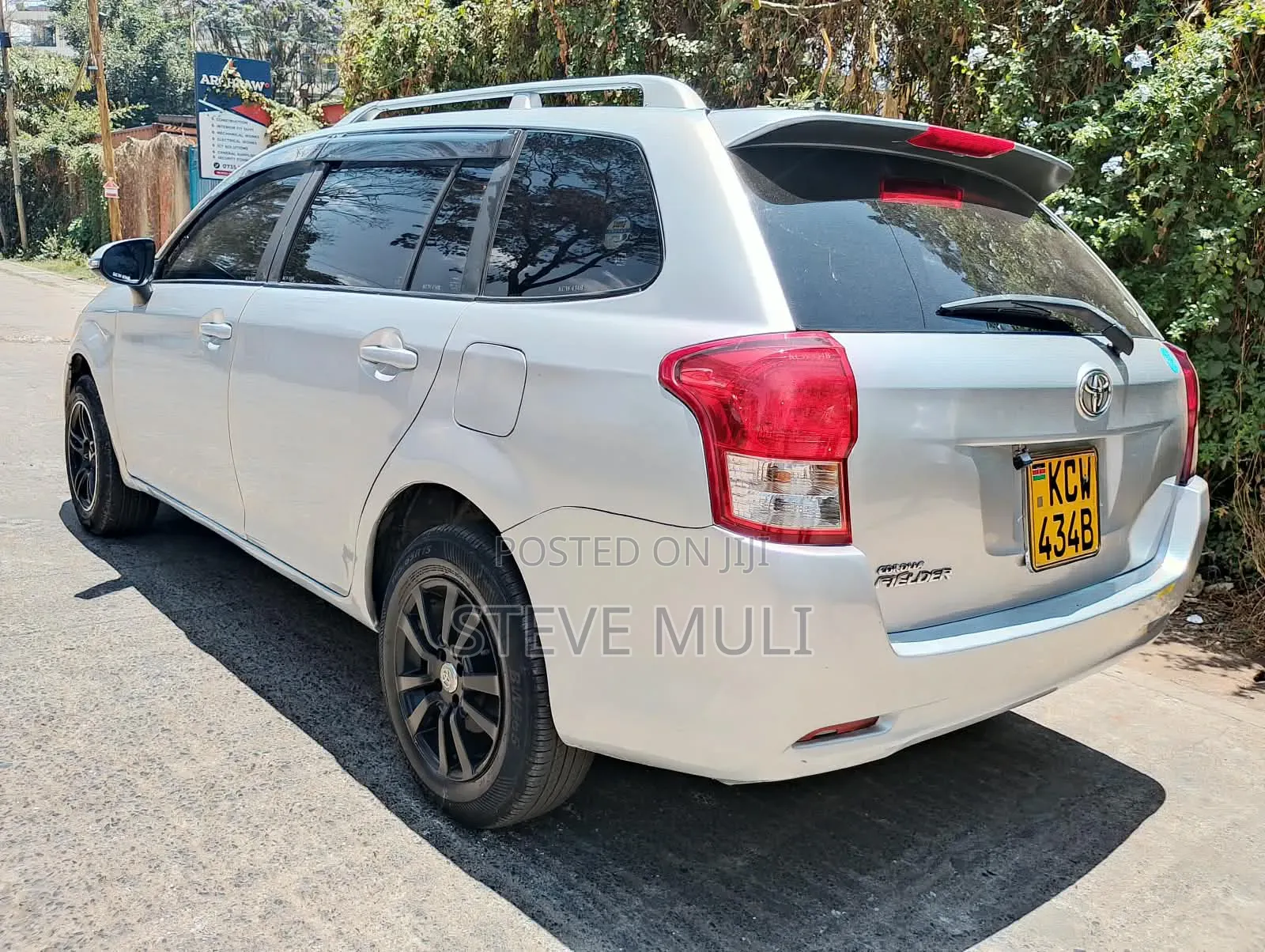 Toyota Corolla Fielder 1.5 Petrol FWD 2013 Silver