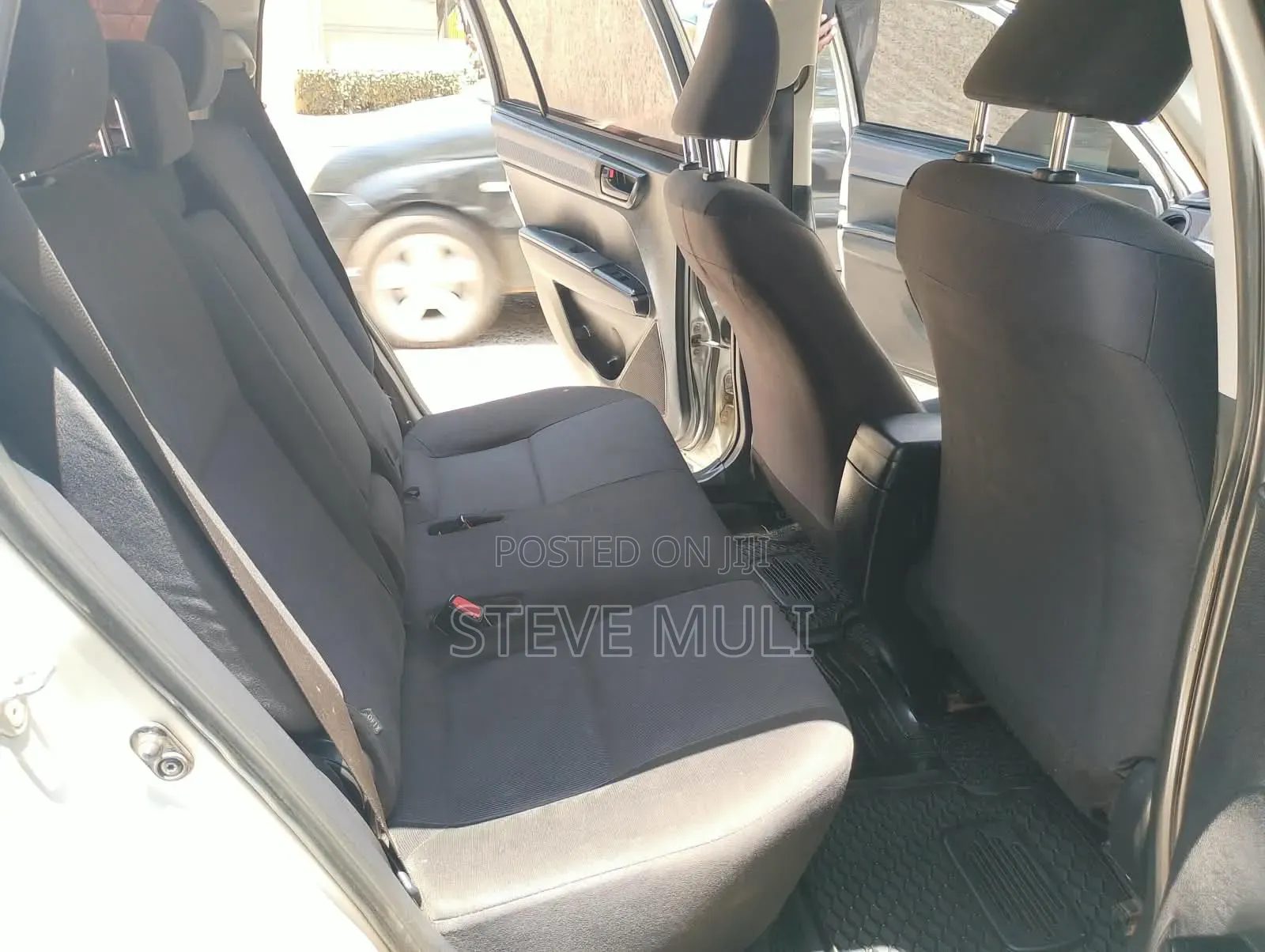 Toyota Corolla Fielder 1.5 Petrol FWD 2013 Silver