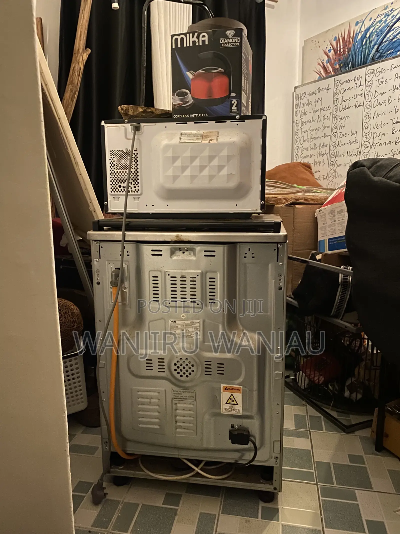 Von 3+1 Cooker (60x60) Daewoo Digital Microwave Combo – Moving Sale!