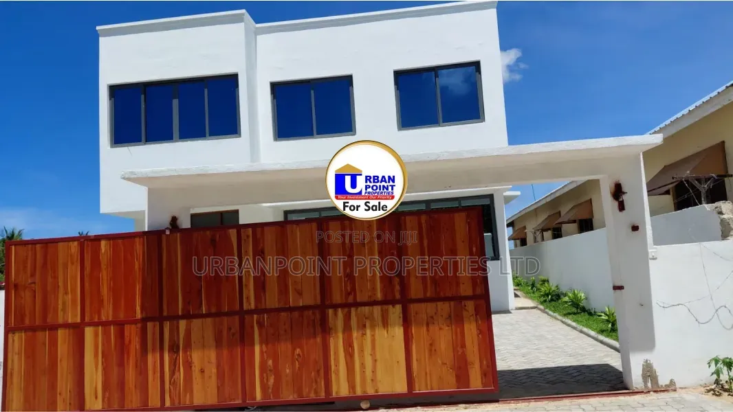 4bdrm Maisonette in Town Centre for sale