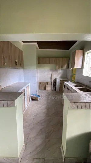 3bdrm Bungalow in Zambia Plus Dsq, Ngong CBD for rent