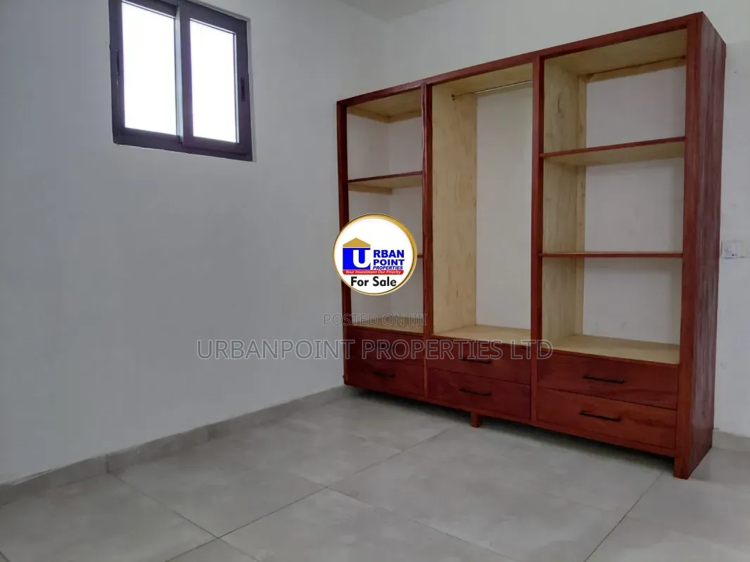 4bdrm Maisonette in Town Centre for sale