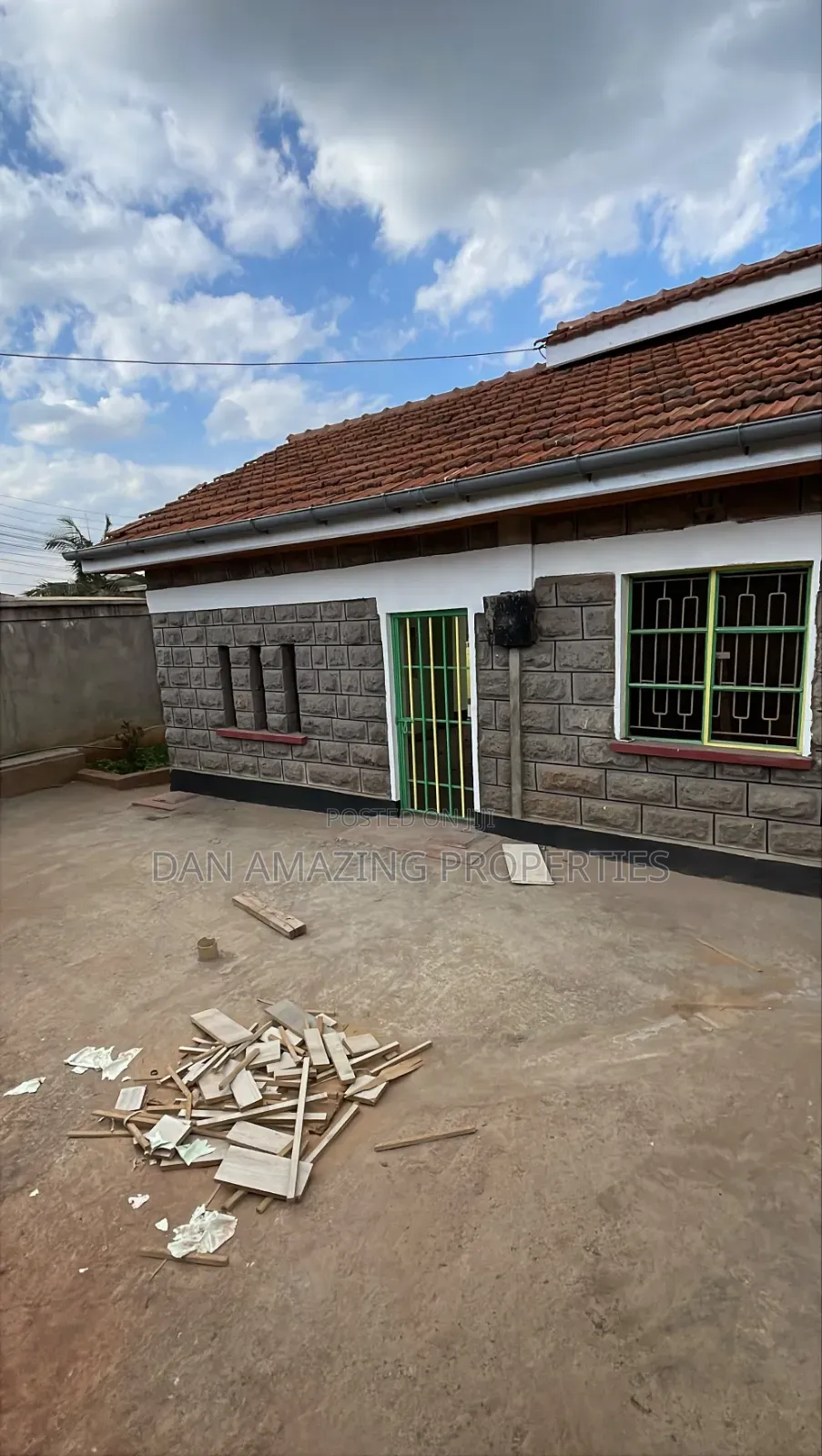 3bdrm Bungalow in Zambia Plus Dsq, Ngong CBD for rent