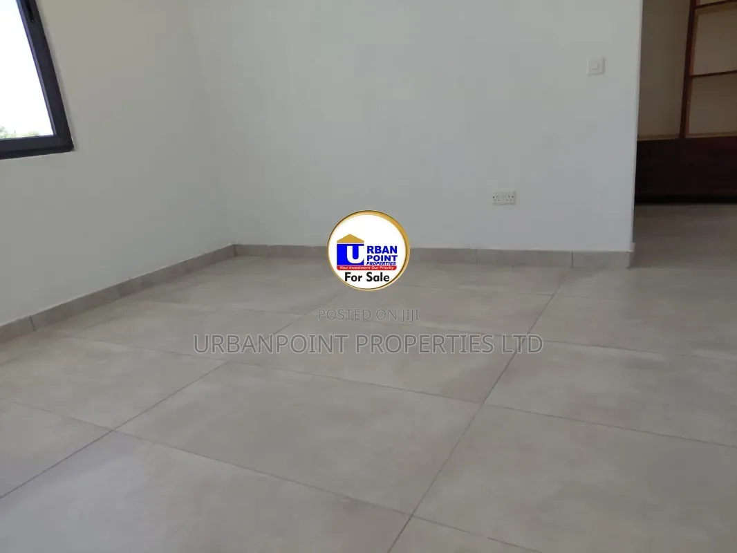 4bdrm Maisonette in Town Centre for sale