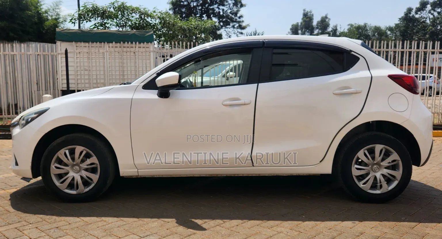 Mazda Demio 2018 Pearl