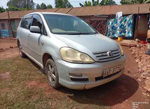 Toyota Ipsum 2006 Silver