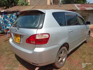 Toyota Ipsum 2006 Silver