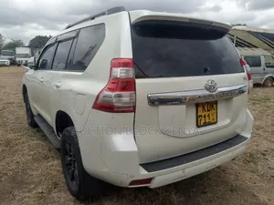 Toyota Land Cruiser Prado 2.8 D-4D 2015 White