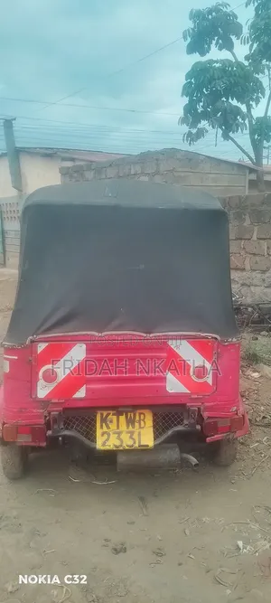 Piaggio 2019 Red