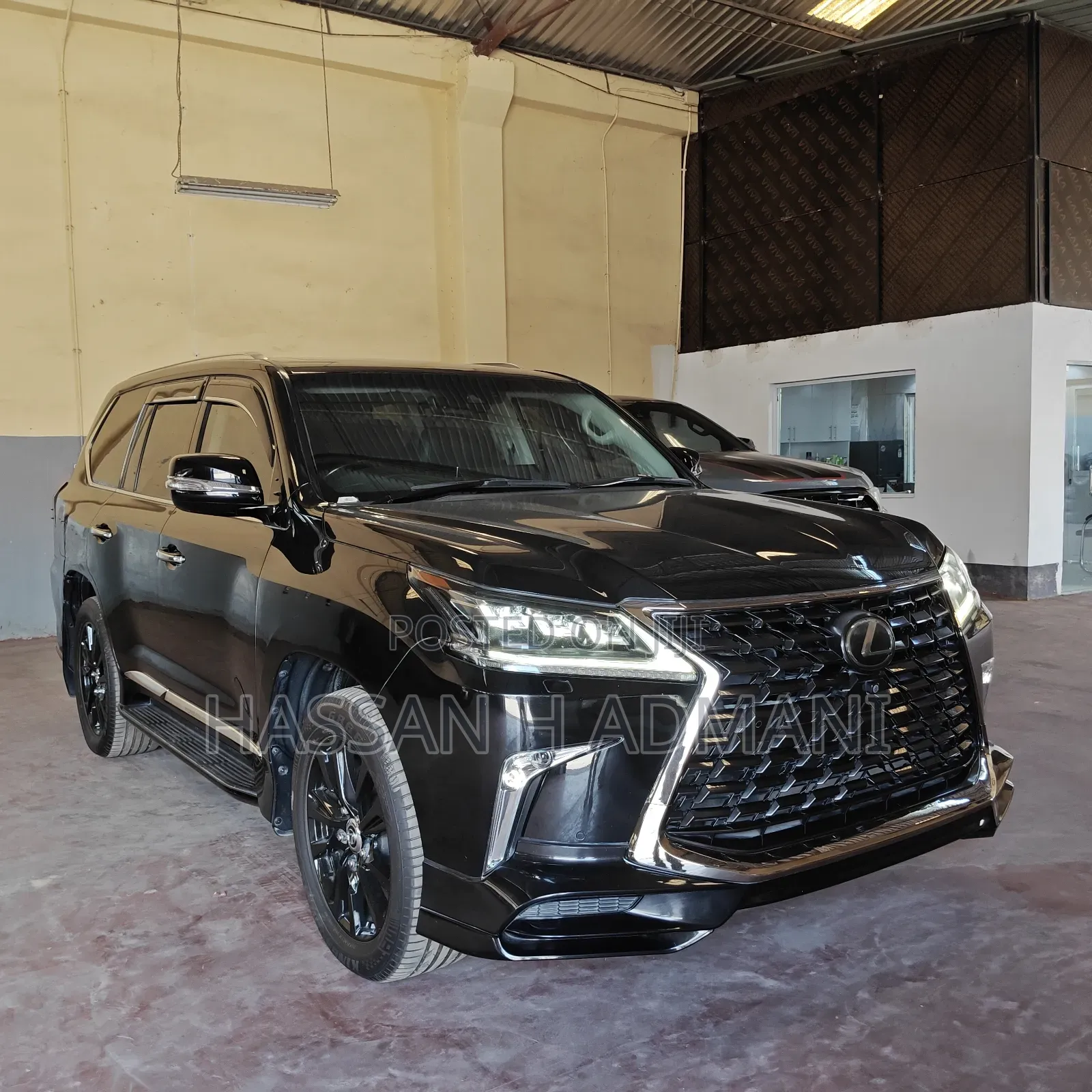 Lexus LX 2018 Black