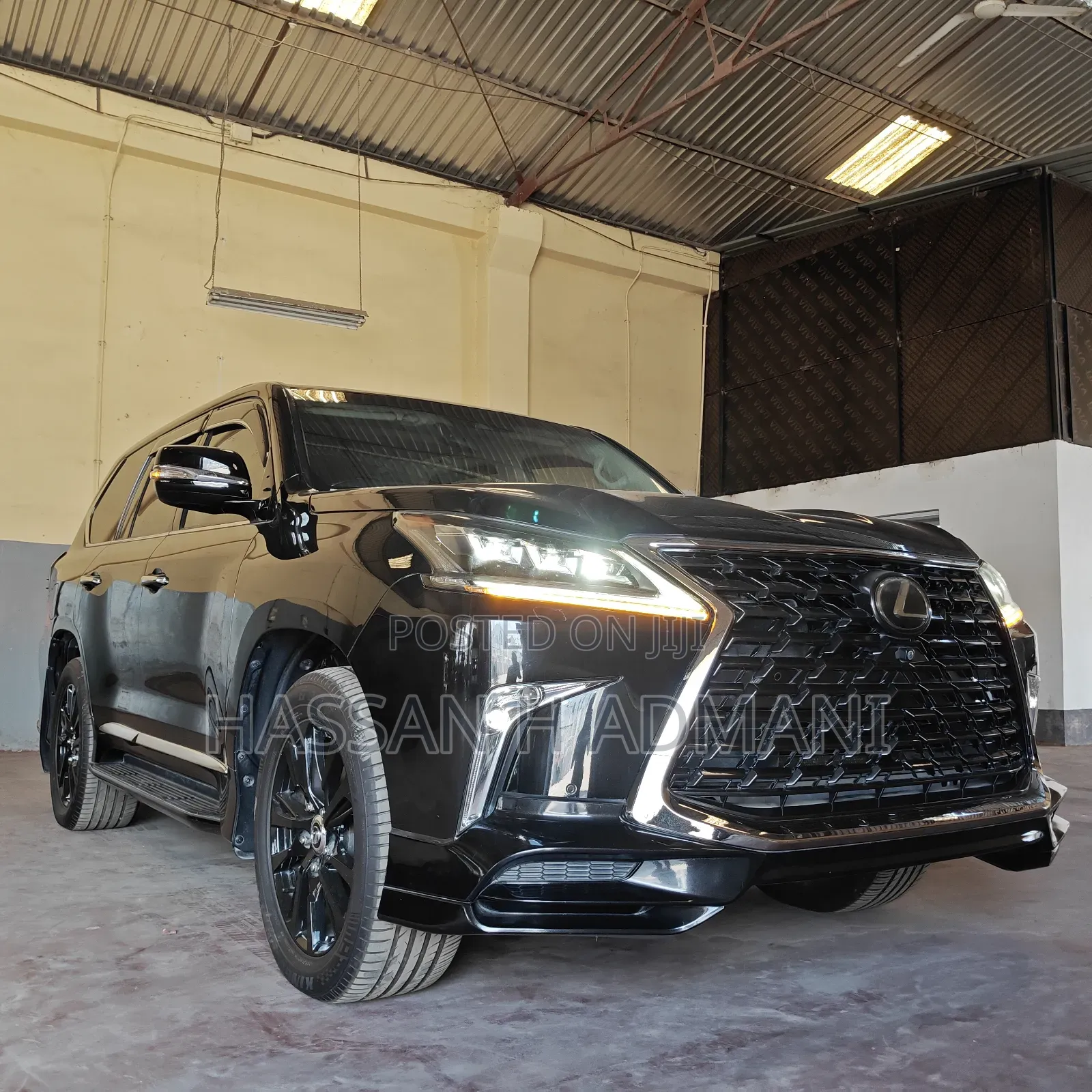 Lexus LX 2018 Black