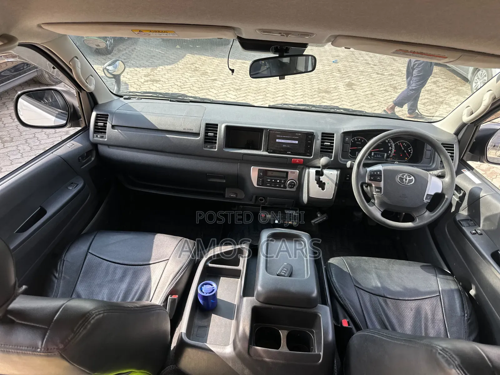 Toyota HiAce 2019 Silver