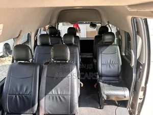 Toyota HiAce 2019 Silver