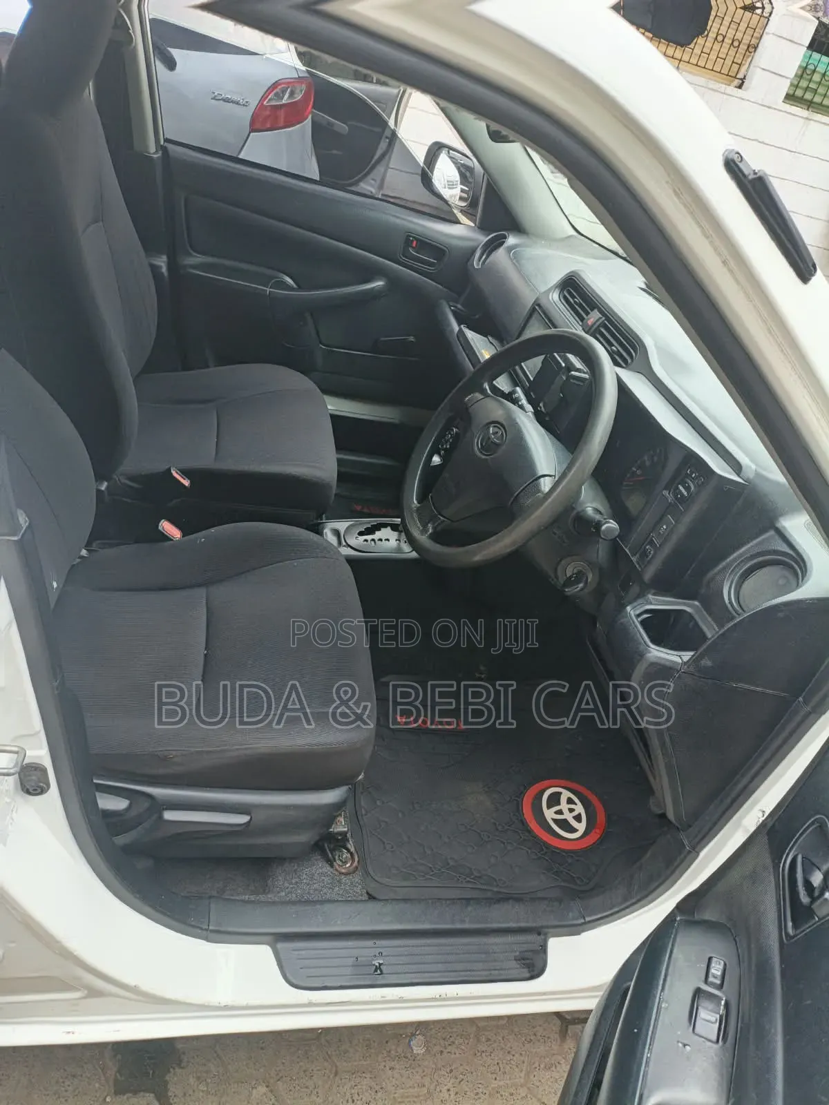 Toyota Succeed SV Premium 2014 Off white