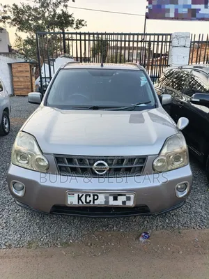 Nissan X-Trail 2.0 Petrol XE 2011 Silver