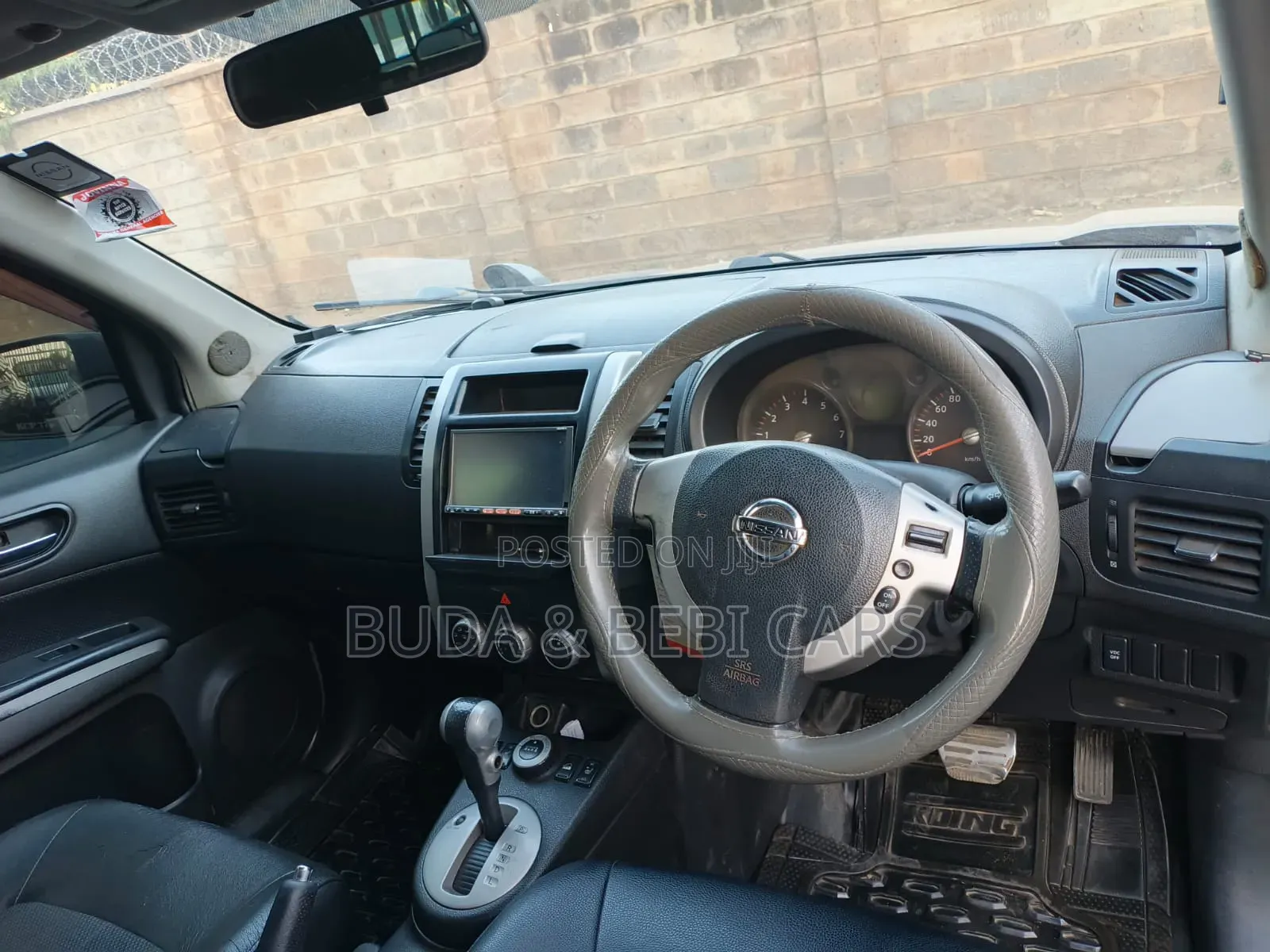 Nissan X-Trail 2.0 Petrol XE 2011 Silver