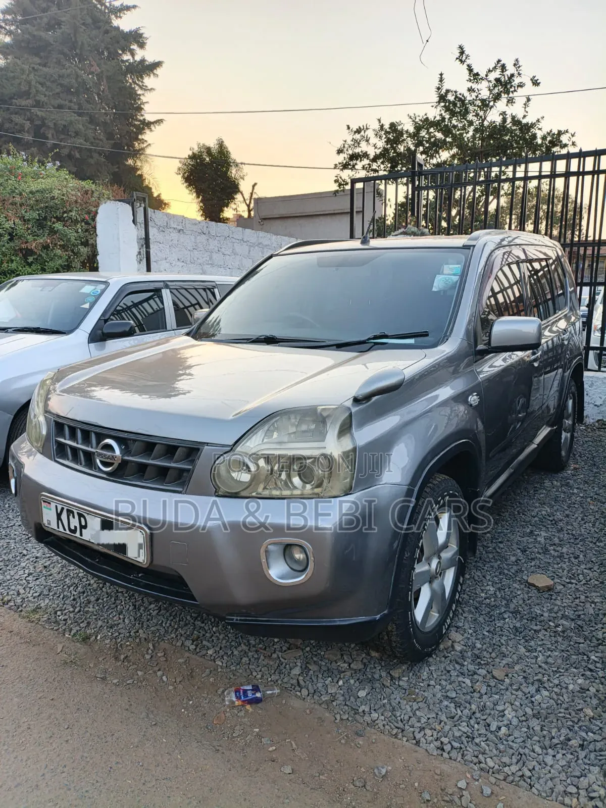 Nissan X-Trail 2.0 Petrol XE 2011 Silver