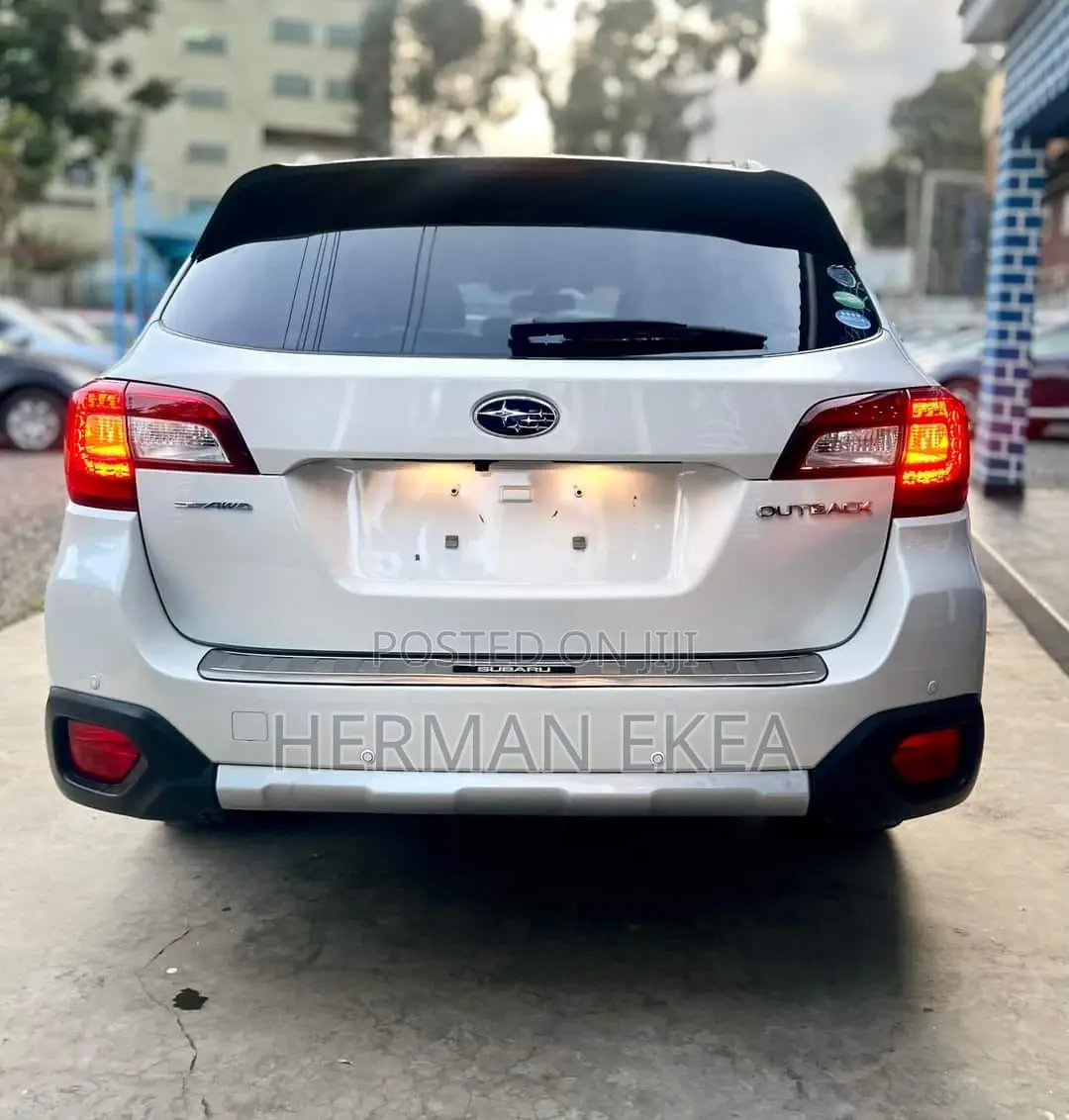 Subaru Outback 2.5i AWD 2016 White