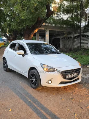 Mazda Demio 2017 White