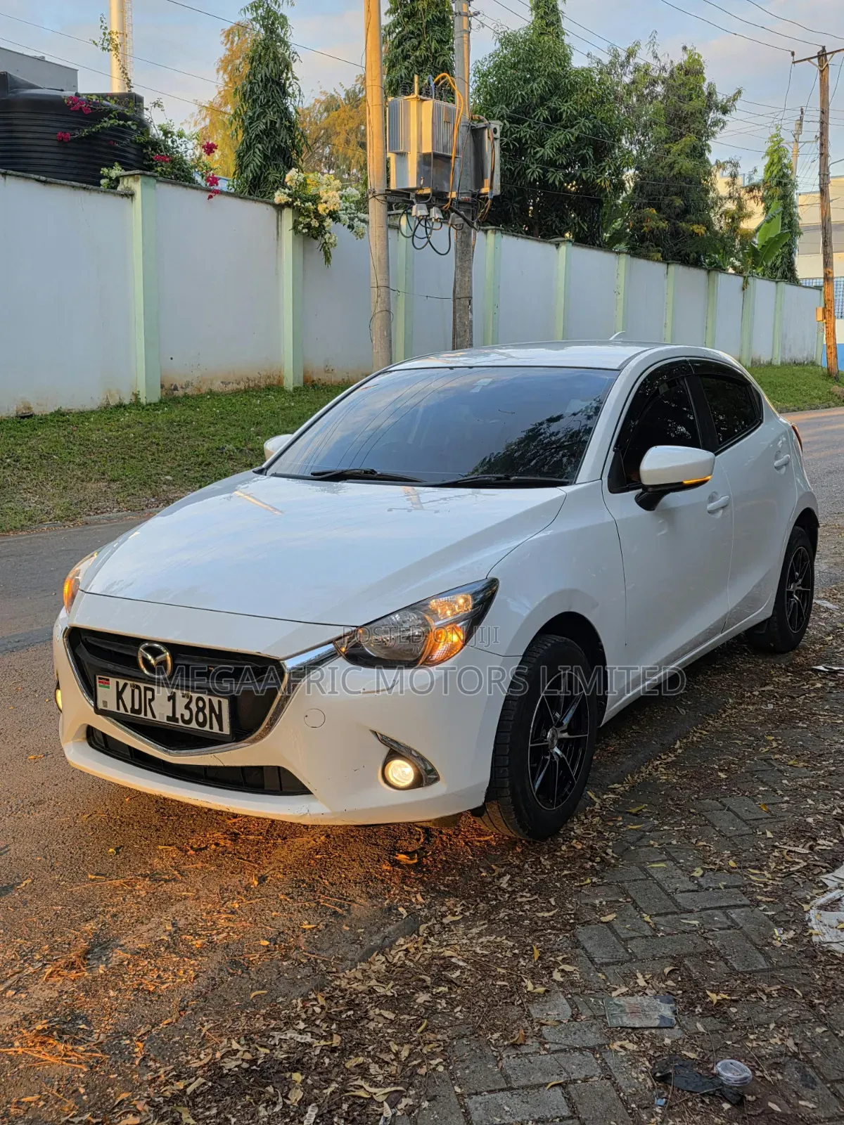Mazda Demio 2017 White