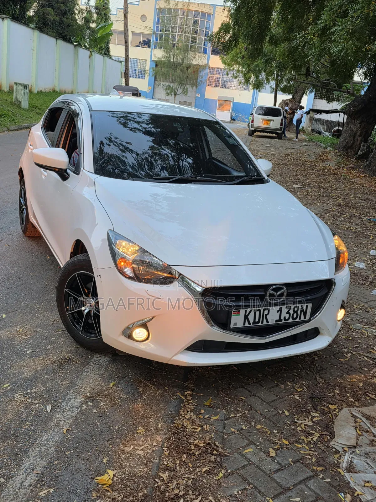 Mazda Demio 2017 White