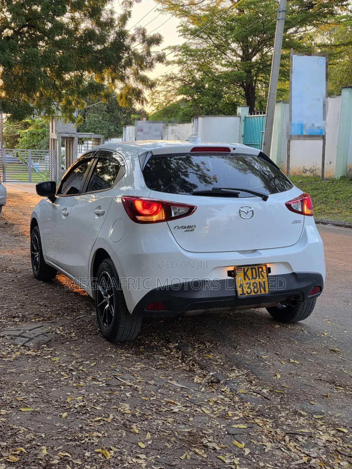 Mazda Demio 2017 White