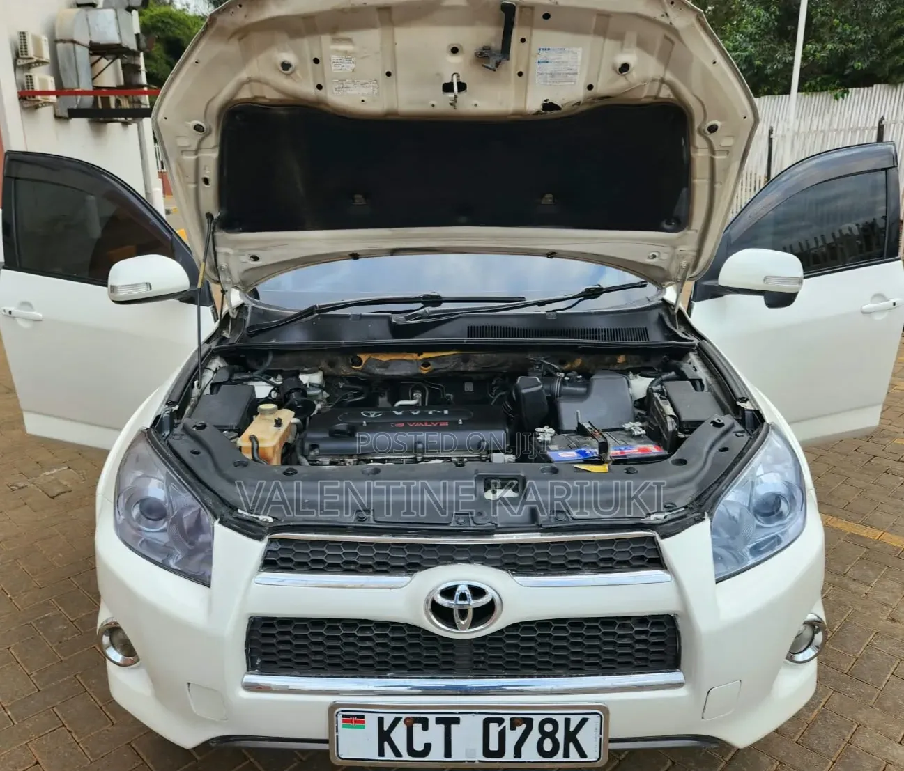 Toyota RAV4 2011 Pearl