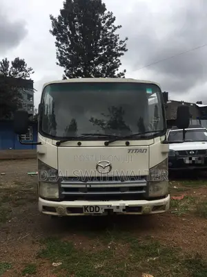 Mazda Titan 2014 White