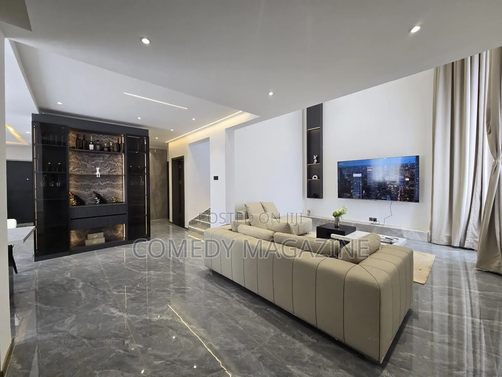 Furnished 5bdrm Maisonette in Royal Green, Karai for sale