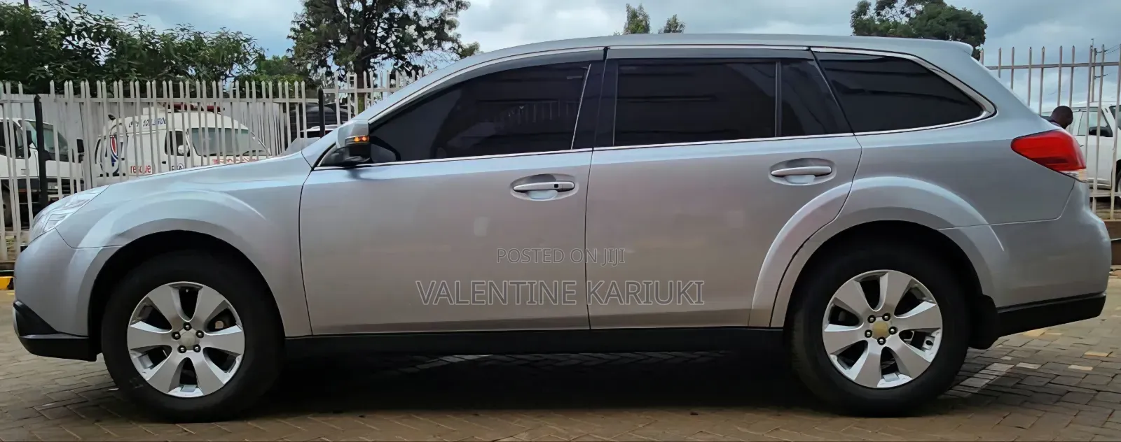 Subaru Outback 2012 Silver