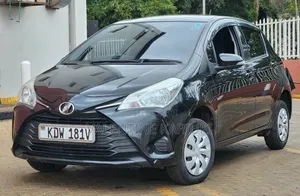 Toyota Vitz 1.0 FWD 5dr 2018 Black