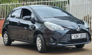 Toyota Vitz 1.0 FWD 5dr 2018 Black