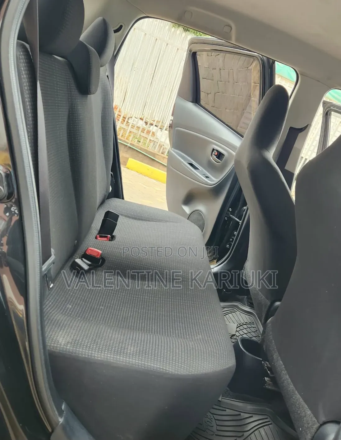 Toyota Vitz 1.0 FWD 5dr 2018 Black