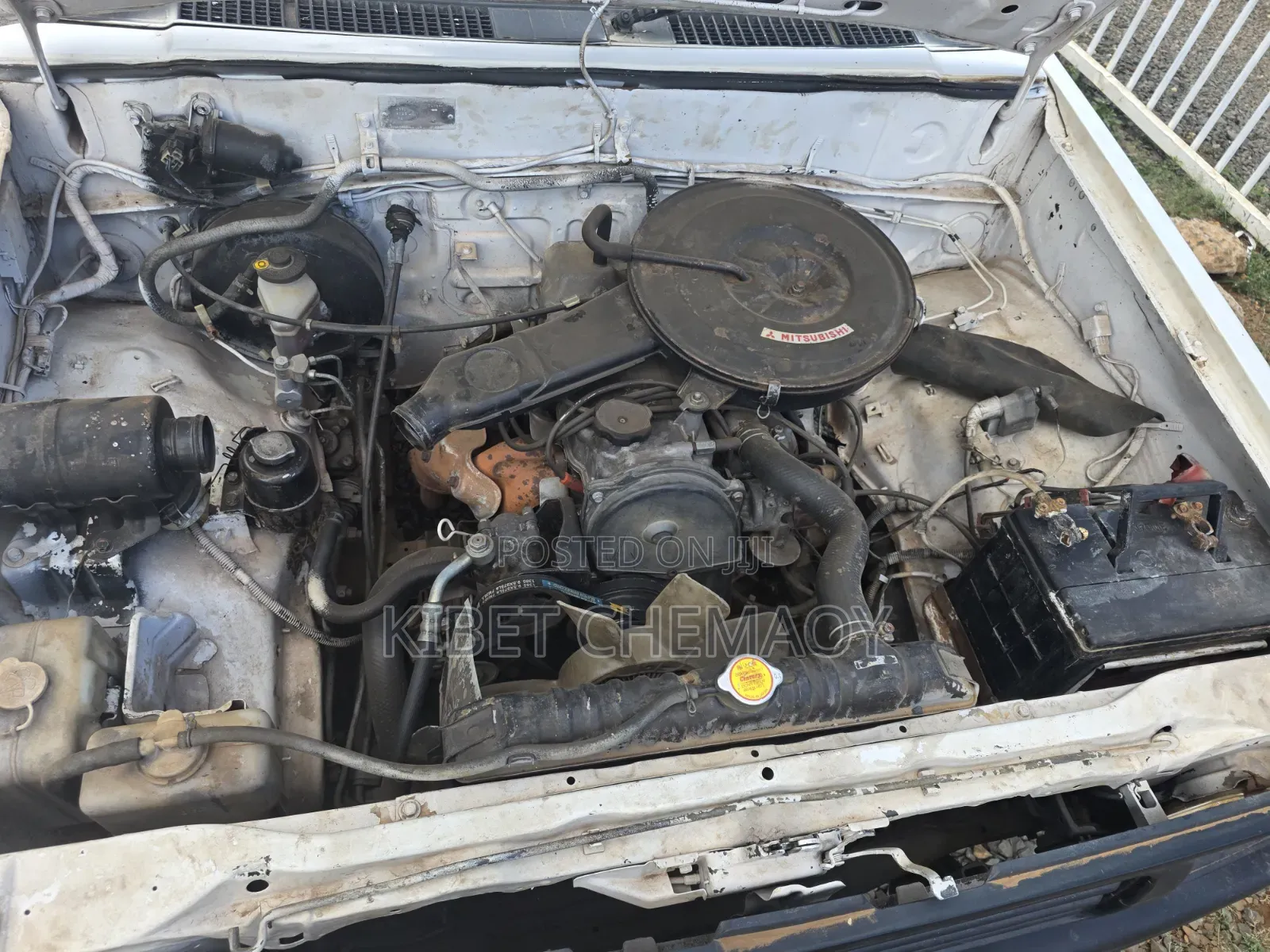 Mitsubishi L200 1994 White