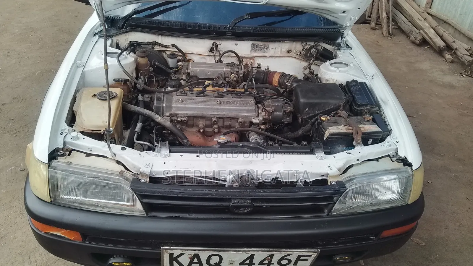 Toyota Corolla 1997 White